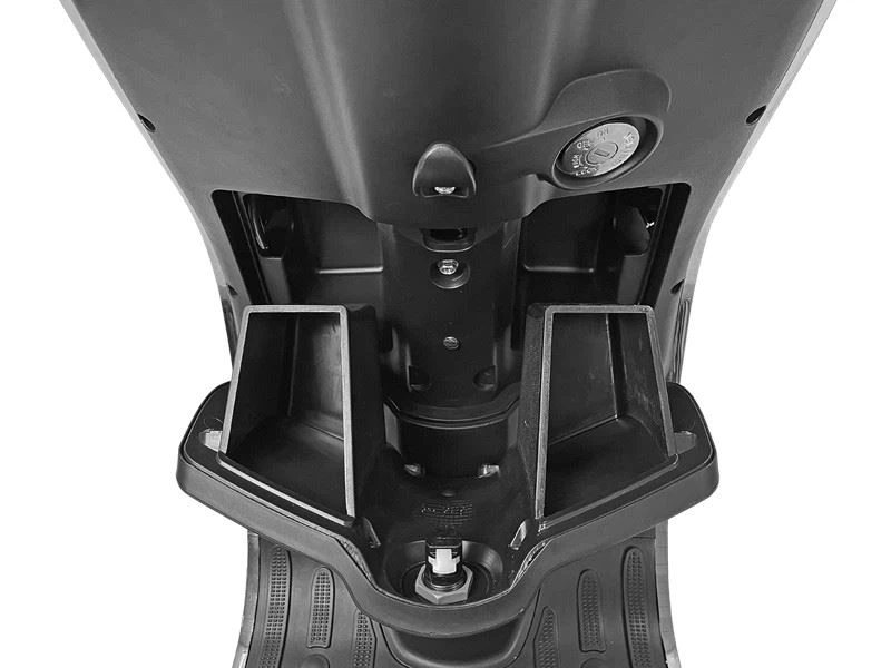 Front trunk of the high speed electric motorcycle